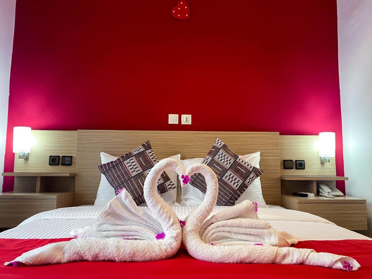 Robert'S Hotel アビジャン エクステリア 写真